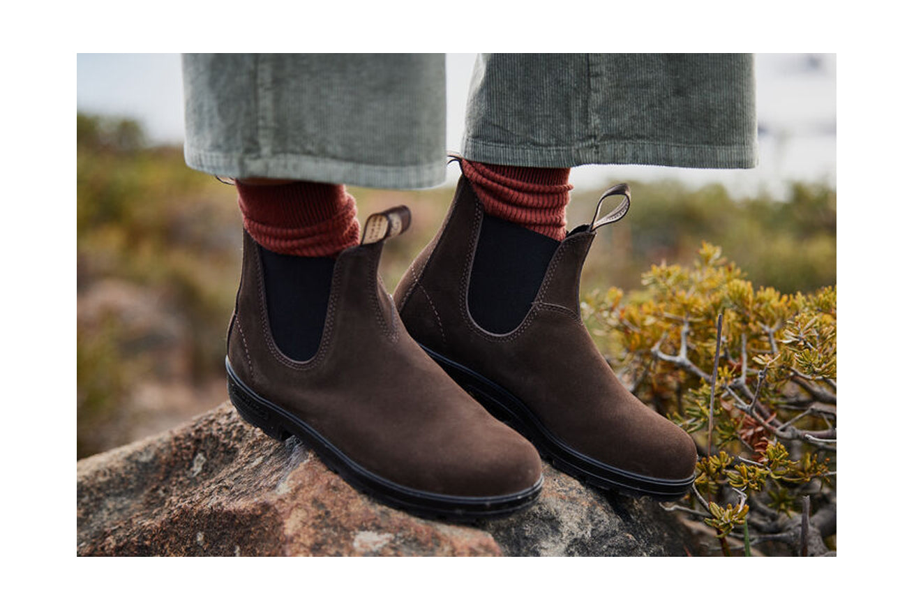 blundstone-2410-originals-chelsea-boot-brown-suede image 3