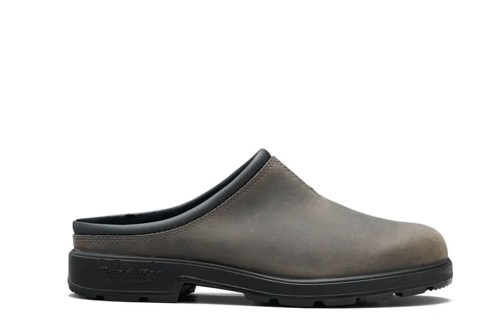 blundstone-2422-clay-nubuk-clog image 1
