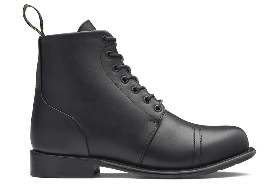 blundstone-154-damen-heritage-chelsea-boot-black image 1