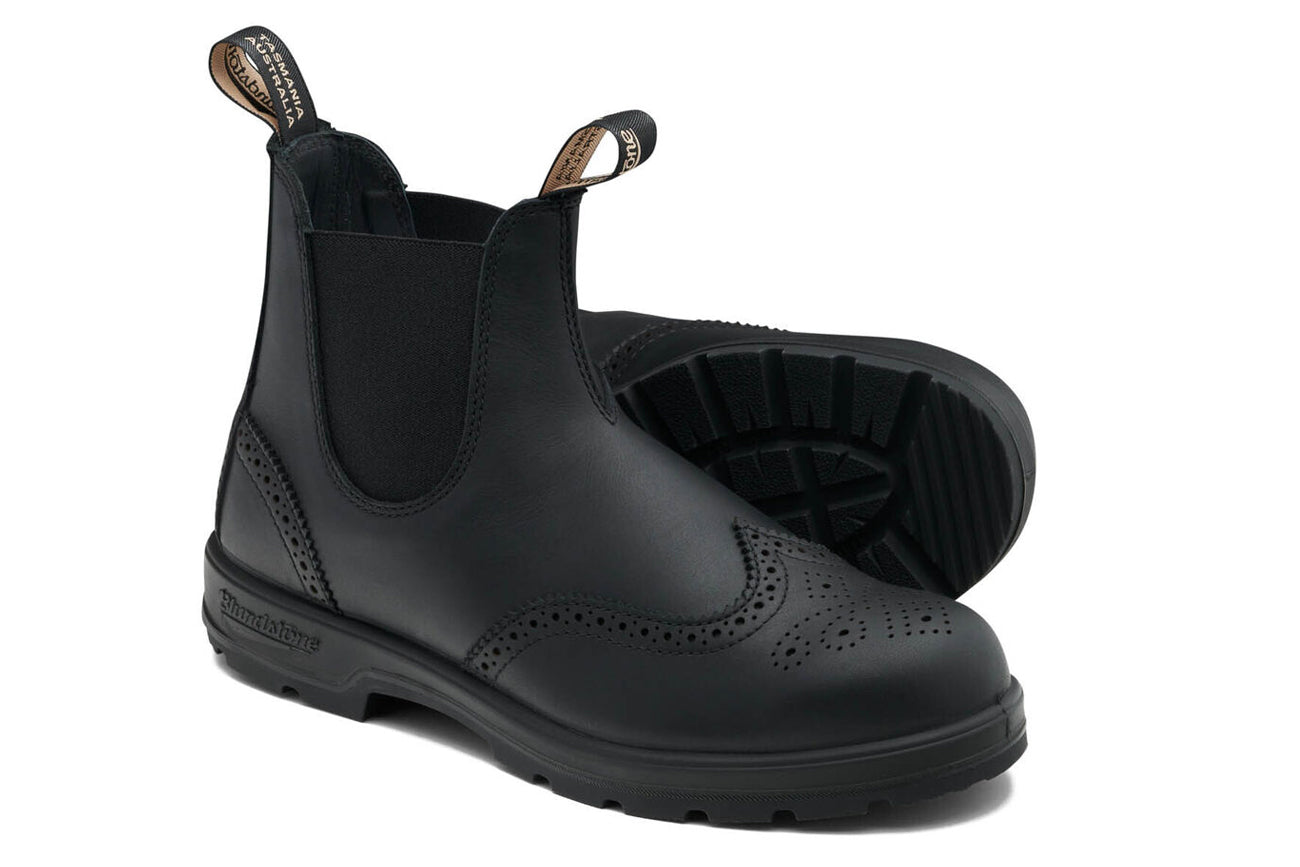 blundstone-2443-brogued-black-chelsea-boot image 2