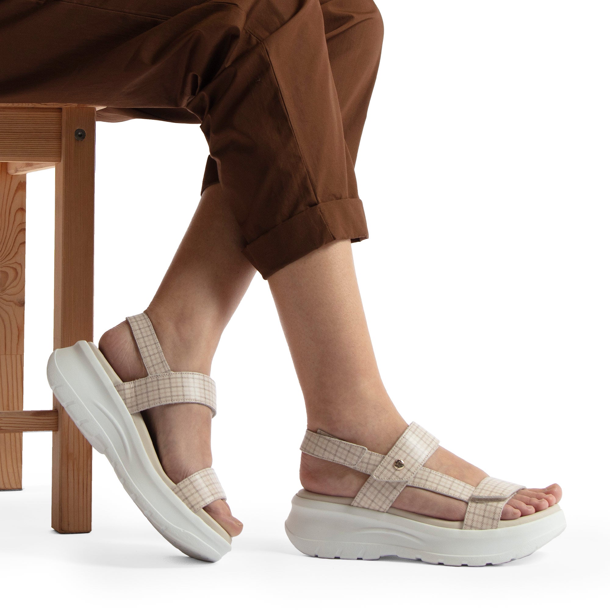 panama-jack-noor-plaid-b1-platform-sandalette-napa-natural image 2