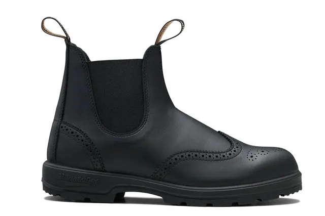 blundstone-2443-brogued-black-chelsea-boot image 1