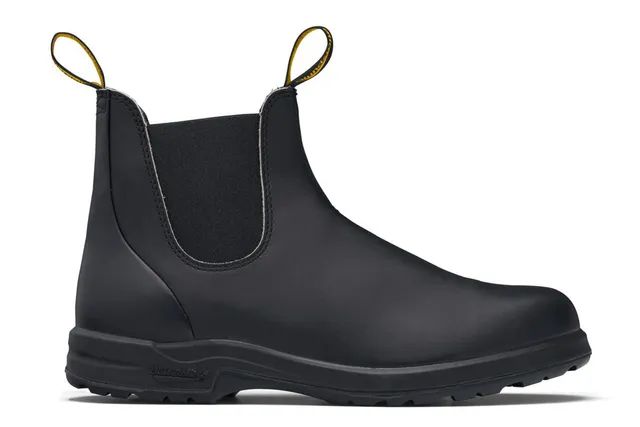 blundstone-2058-black-all-terrain-chelsea-boot-vibram image 1