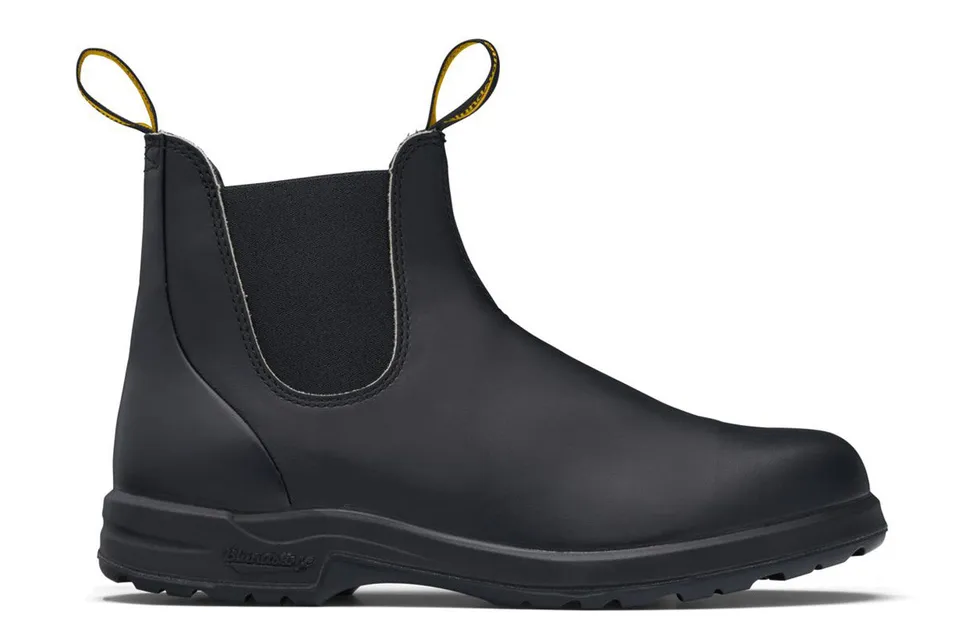 blundstone-2058-black-all-terrain-chelsea-boot-vibram image 1