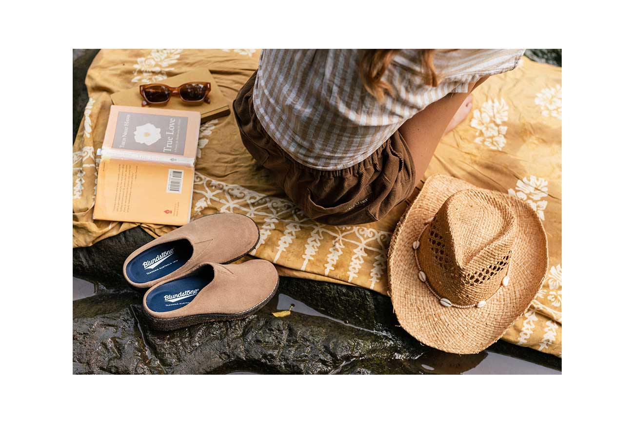 blundstone-2692-aerocork-clog-sand-suede image 3