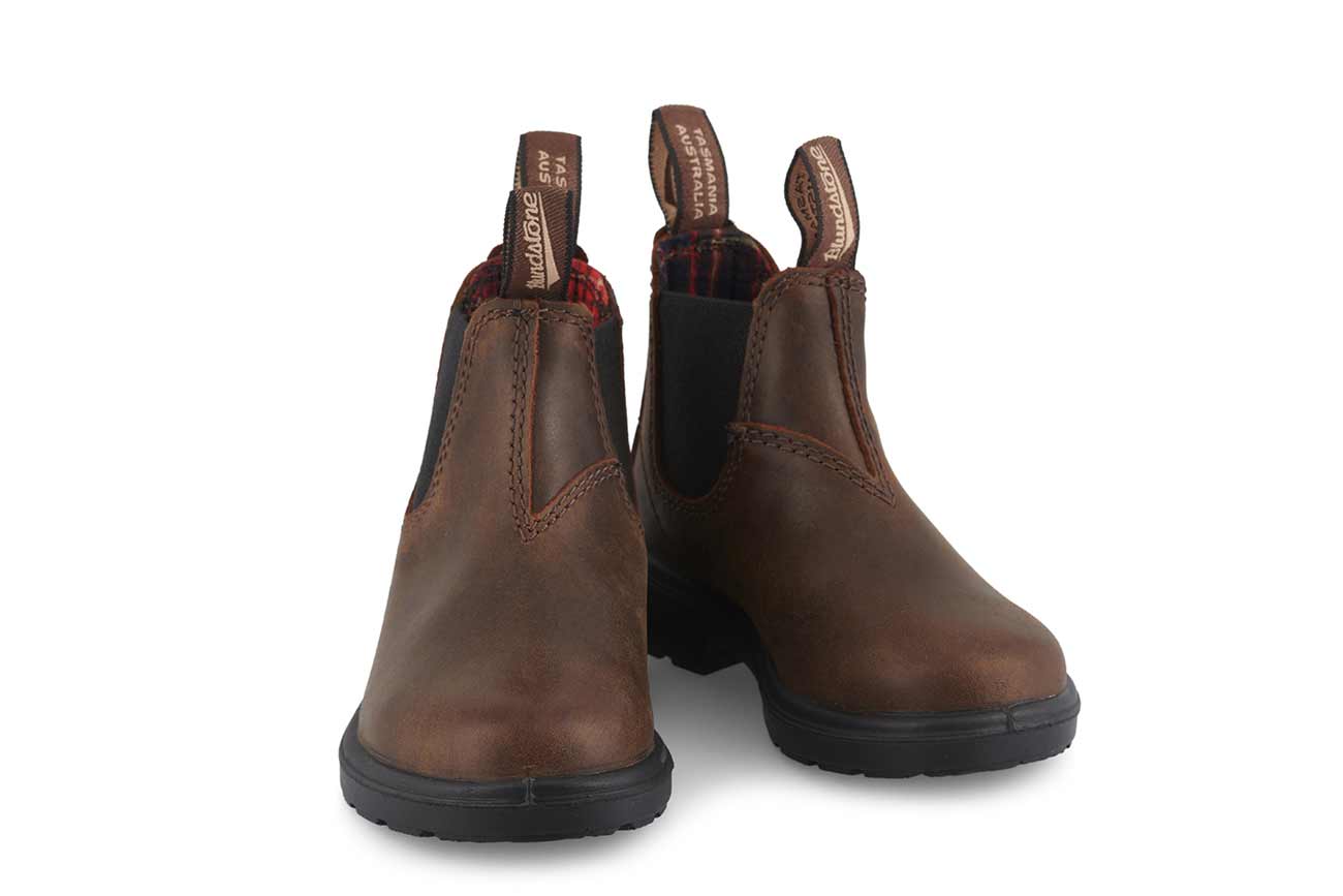 blundstone-1468-gumsole-antique-brown-kinder-chelsea-boots image 2